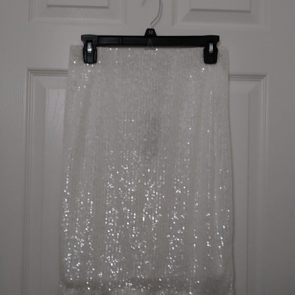 Cable & Gauge Skirts Cable And Gauge Sequined White Skirt Xs Poshmark